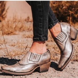 Freebird Wyoming Pewter Leather boots Booties 8 fits like a 9 worn 1x